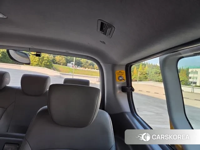 Hyundai The New Grand Starex id 3084382 из Кореи 13