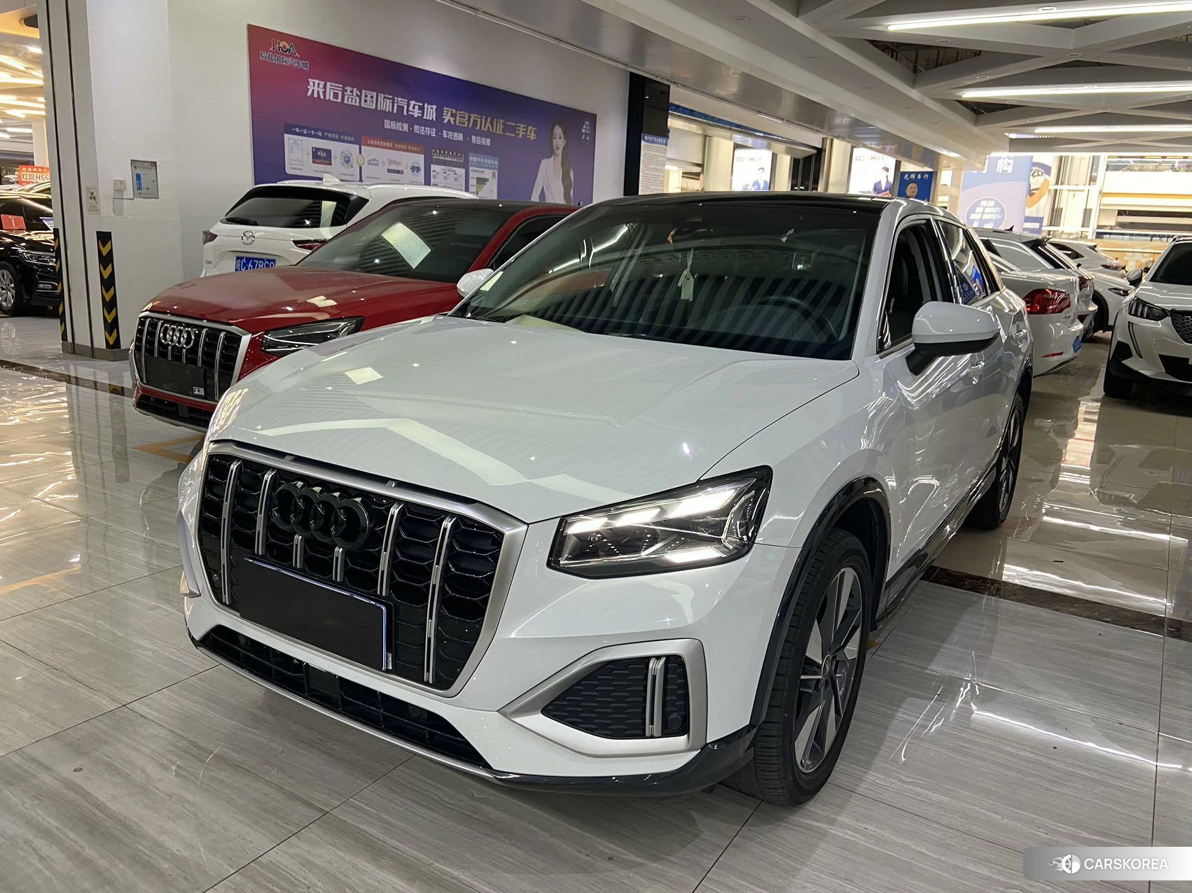 Audi Q2L id 4514796 из Китая 25