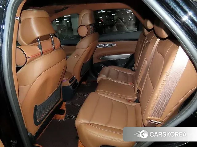 Genesis GV70 id 3572953 из Кореи 17