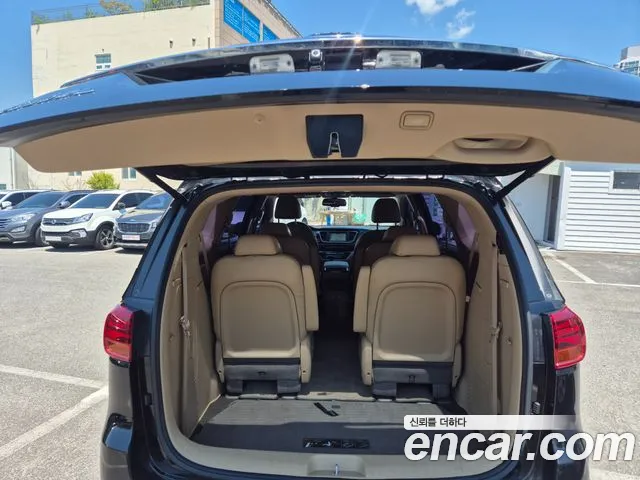 Kia The New Carnival id 2691707 из Кореи 17