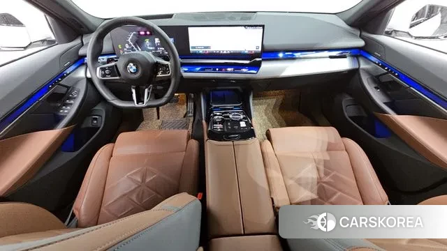 BMW 5 Series (G60) id 3332759 из Кореи 17