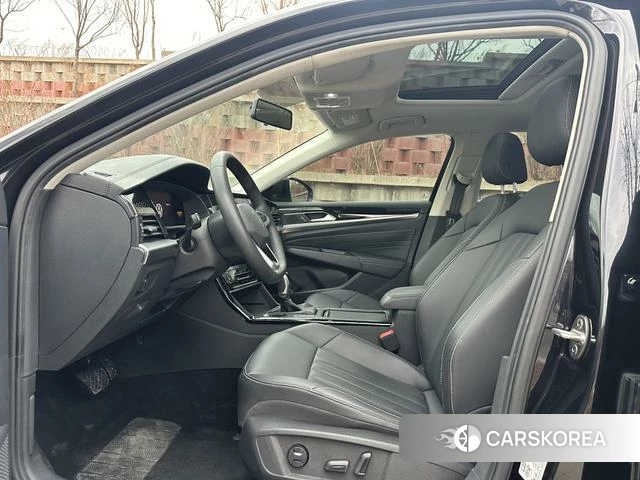 Volkswagen Passat id 4218224 из Китая 13