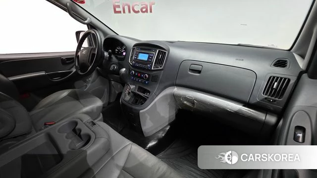 Hyundai The New Grand Starex id 3807337 из Кореи 17