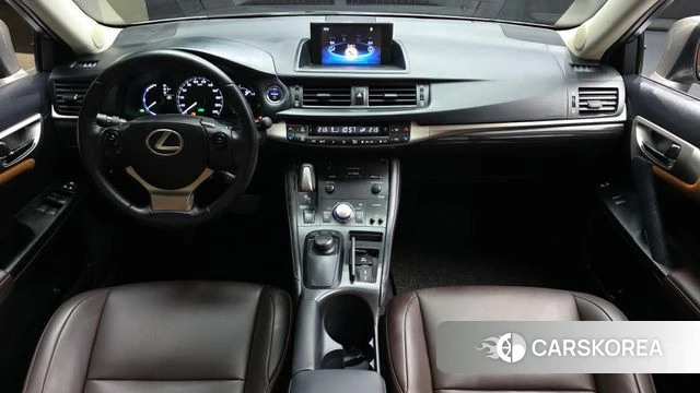 Lexus CT200h id 4325946 из Кореи 17