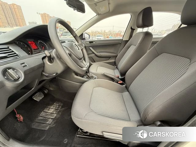 Volkswagen Santana id 4275384 из Китая 13