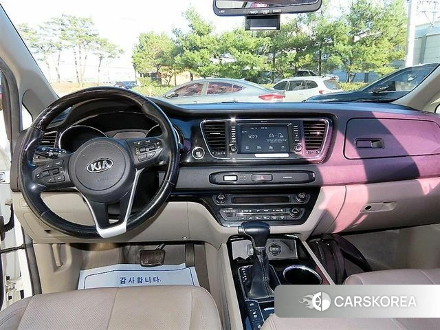 Kia The New Carnival id 3873786 из Кореи 17