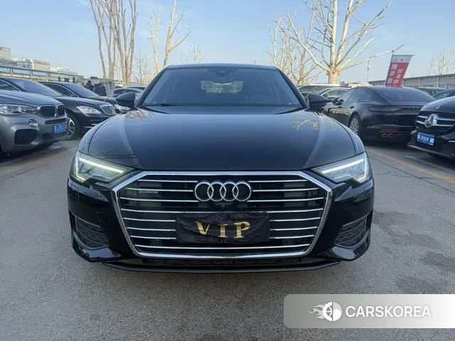 Audi A6L id 4271815 из Китая 13
