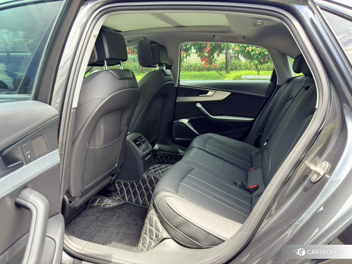 Audi A4L id 4479793 из Китая 7