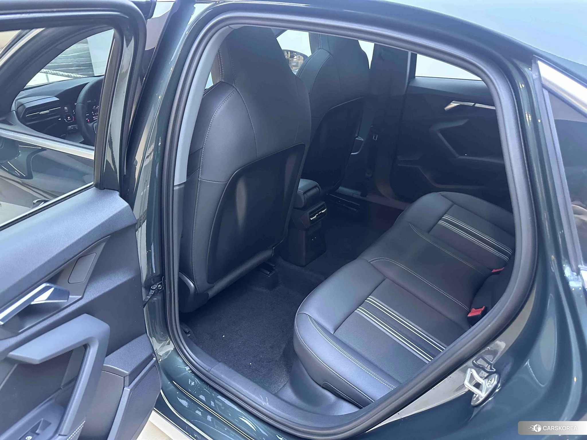 Audi A3 id 4510307 из Китая 18