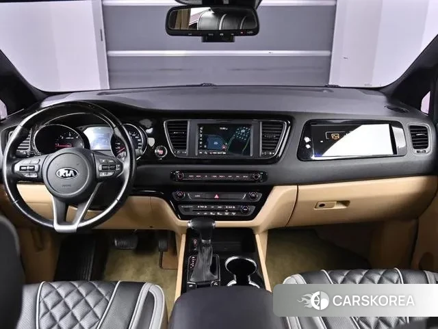 Kia The New Carnival id 3018908 из Кореи 17