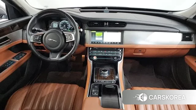 Jaguar XF (X260) id 3578879 из Кореи 17