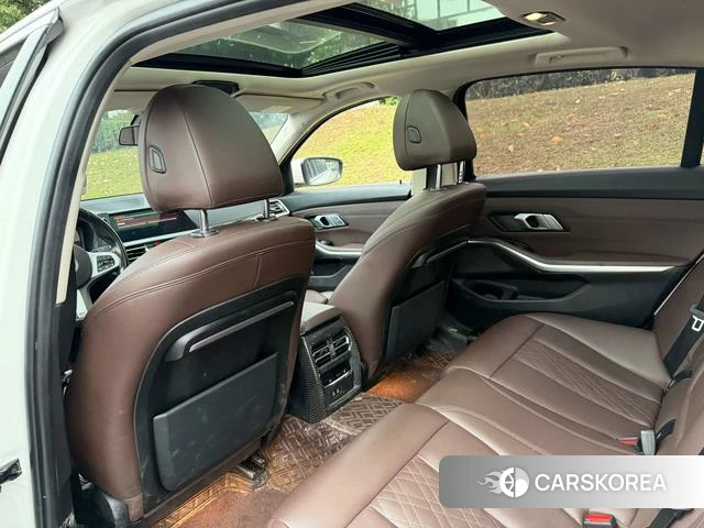 BMW 3 series id 4278353 из Китая 9