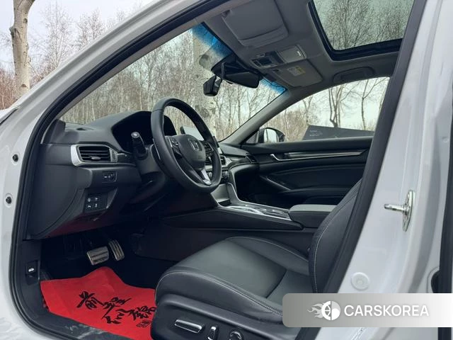 Honda Accord id 4208111 из Китая 8