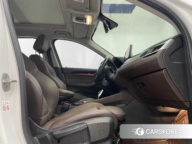 BMW X1 id 4299797 из Китая 18