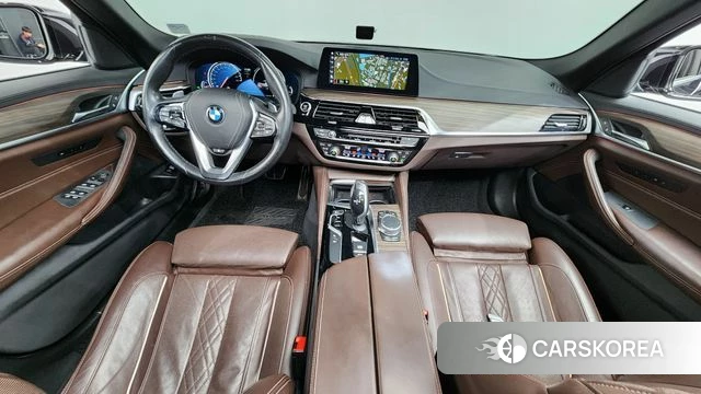 BMW 5 Series (G30) id 3905895 из Кореи 18