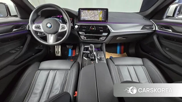 BMW 5 Series (G30) id 3561048 из Кореи 17