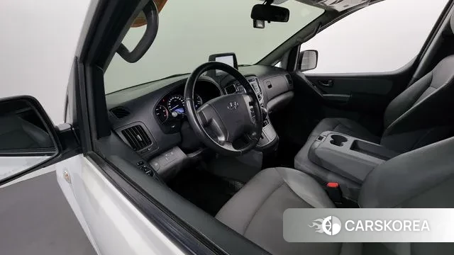 Hyundai The New Grand Starex id 2990851 из Кореи 17