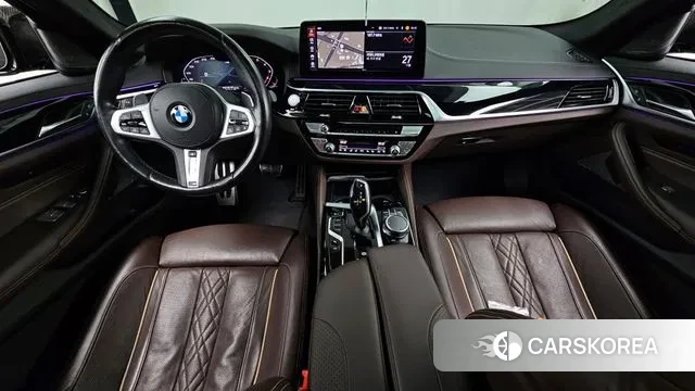 BMW 5 Series (G30) id 3416818 из Кореи 17