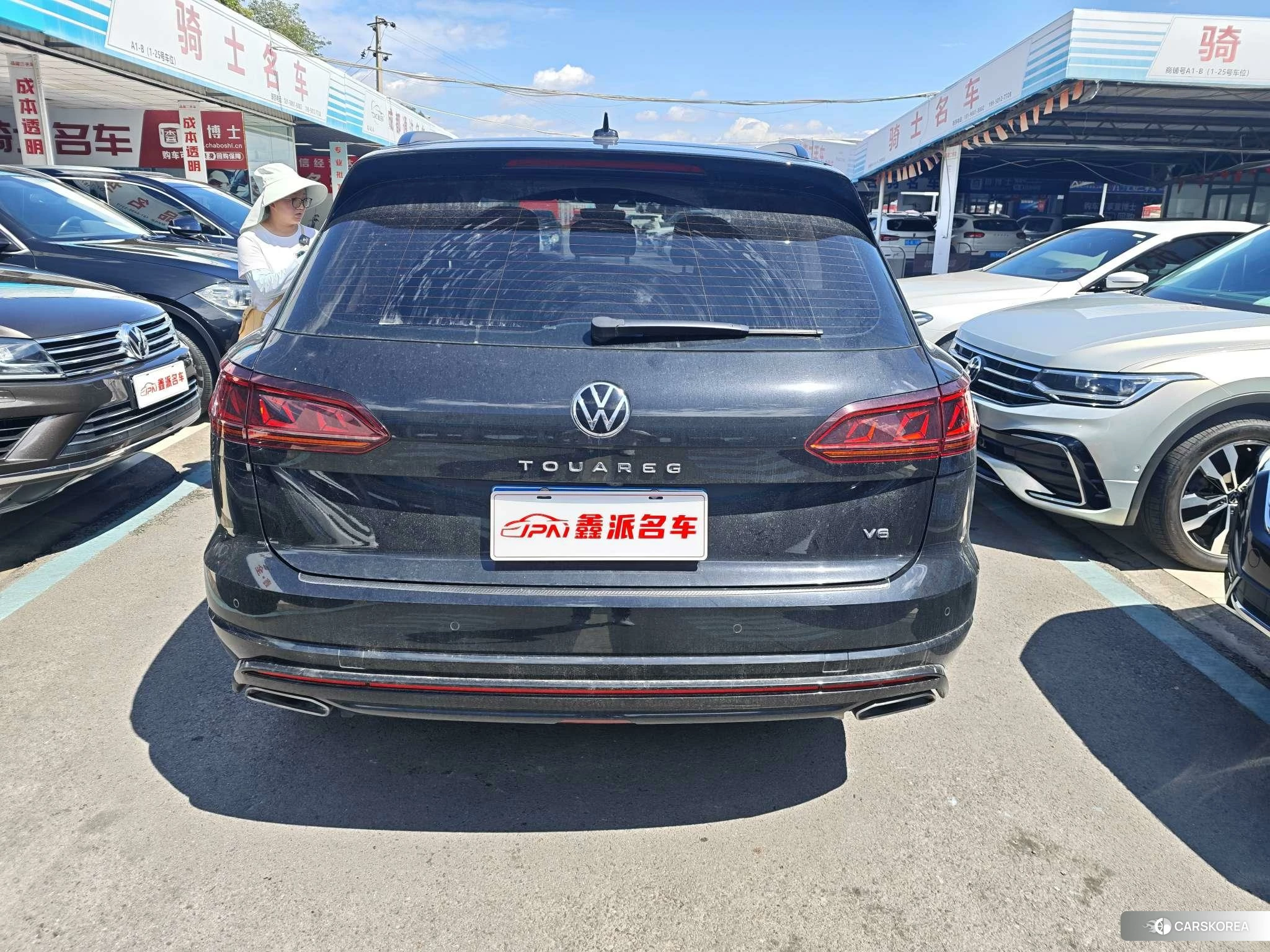 Volkswagen Touareg id 4487382 из Китая 7