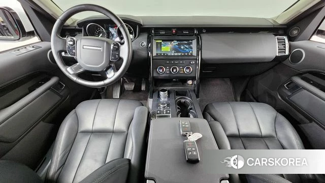 Land Rover Discovery 5 id 4610161 из Кореи 34