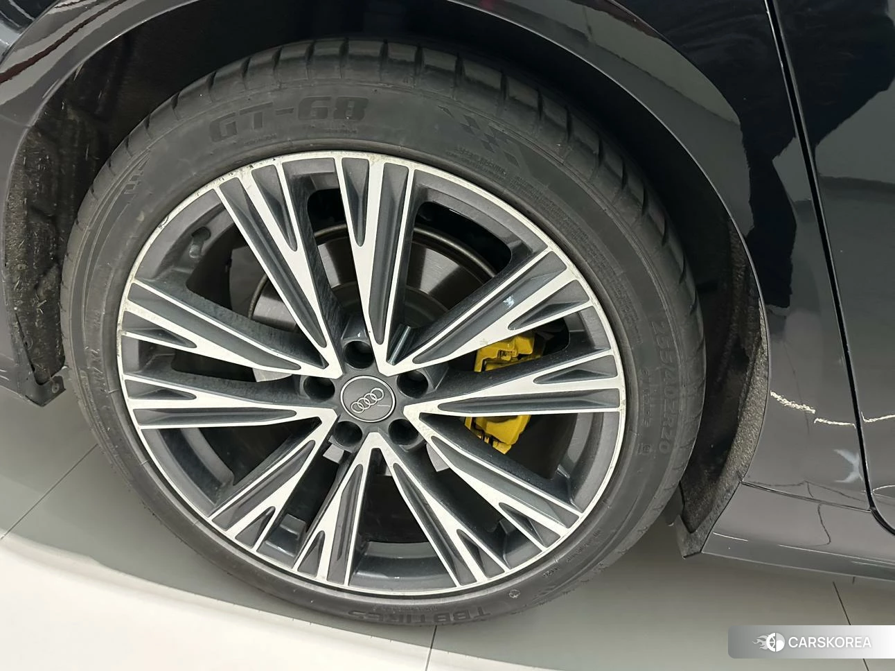 Audi A6L id 4461437 из Китая 12