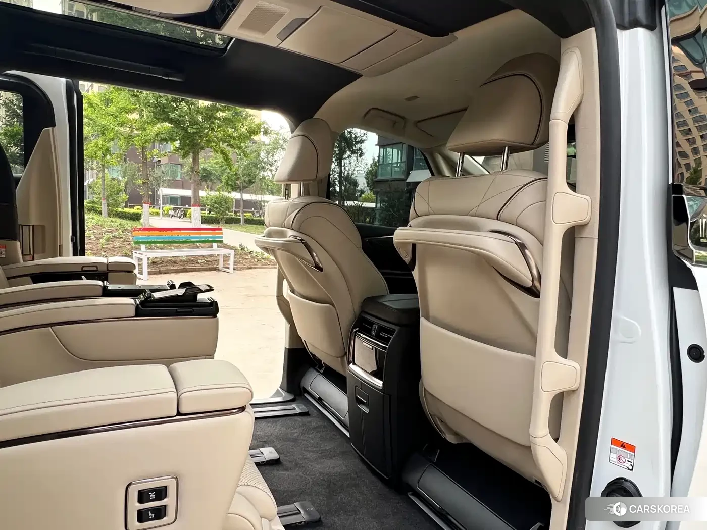 Toyota Vellfire id 4548361 из Китая 10