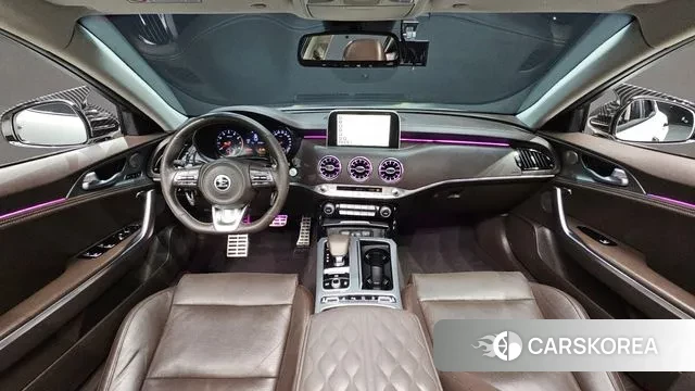 Kia Stinger id 3718796 из Кореи 17