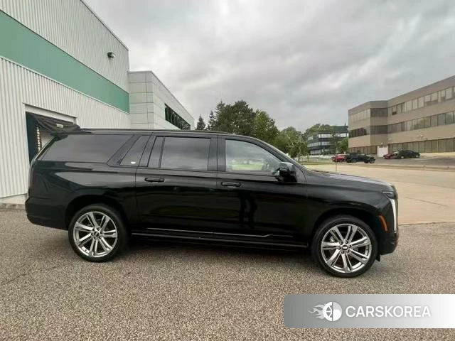 Cadillac Escalade ESCALADE id 4239715 из Китая 7