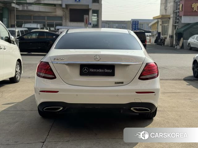 Mercedes-Benz E-class id 4211677 из Китая 13