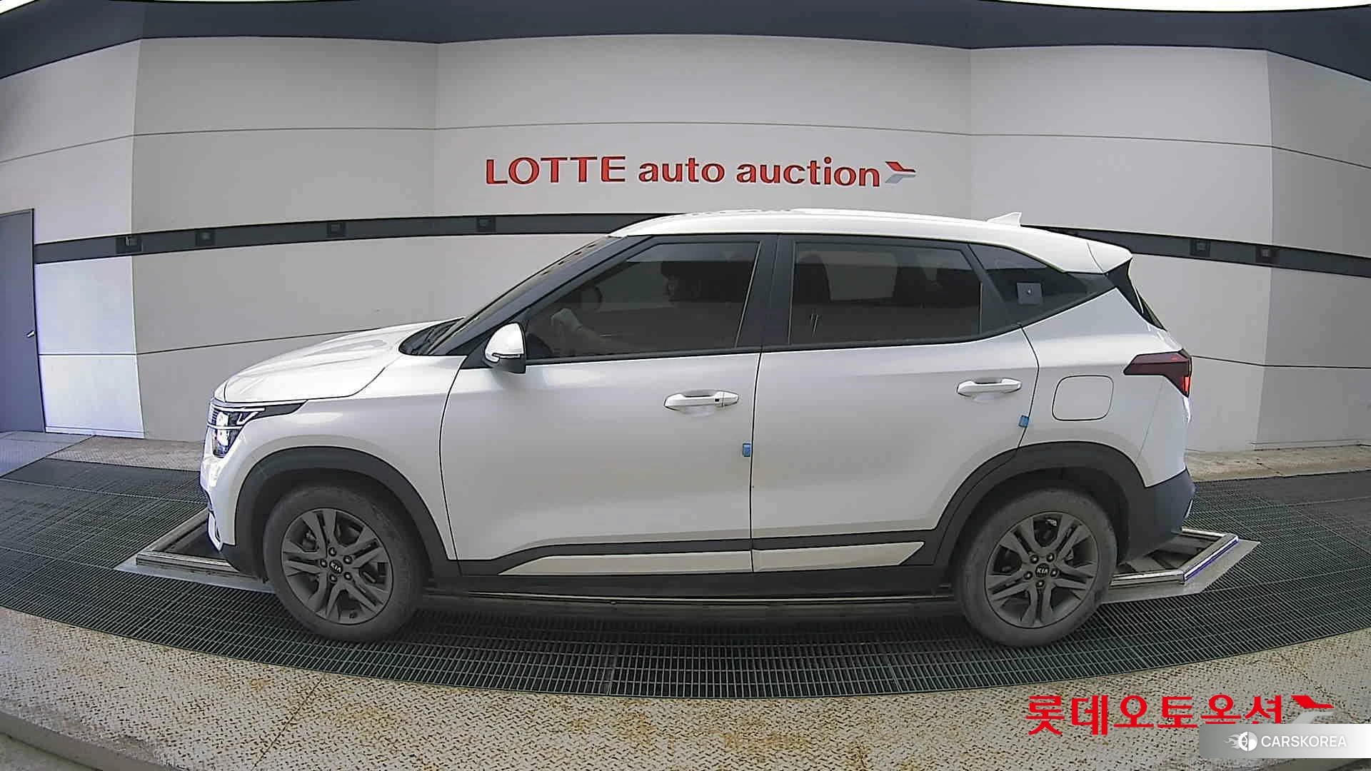 Kia Seltos id 4296865 из Кореи 34
