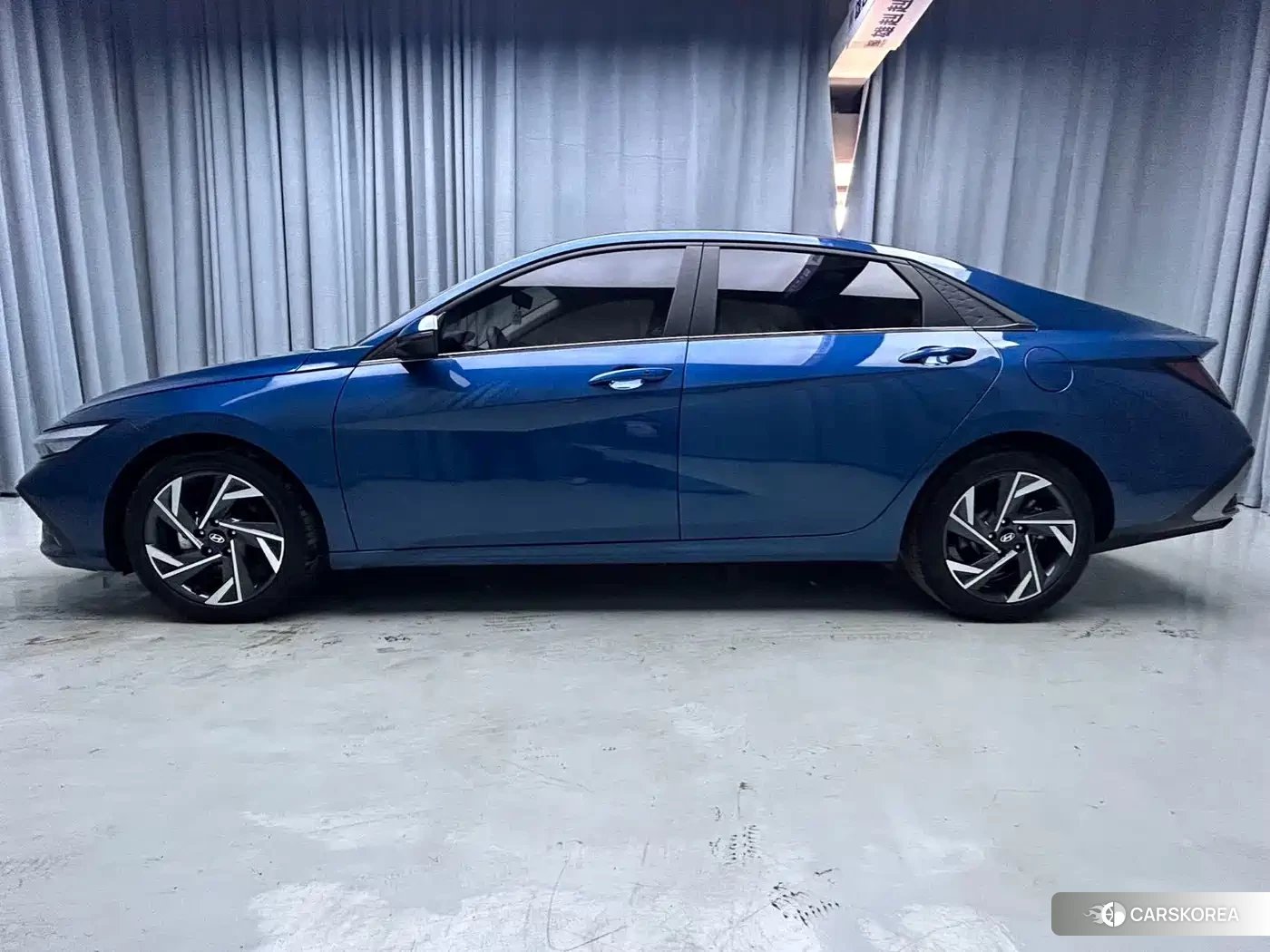 Hyundai Elantra id 4576368 из Китая 18