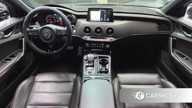 Kia Stinger id 3748479 из Кореи 17