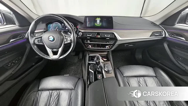 BMW 5 Series (G30) id 3761299 из Кореи 17