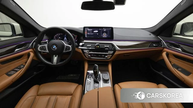 BMW 5 Series (G30) id 4423387 из Кореи 17