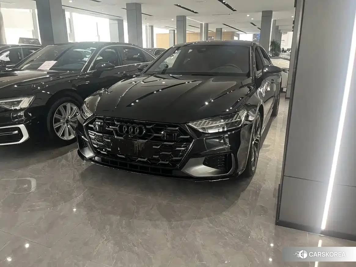 Audi A7L id 4686032 из Китая 7