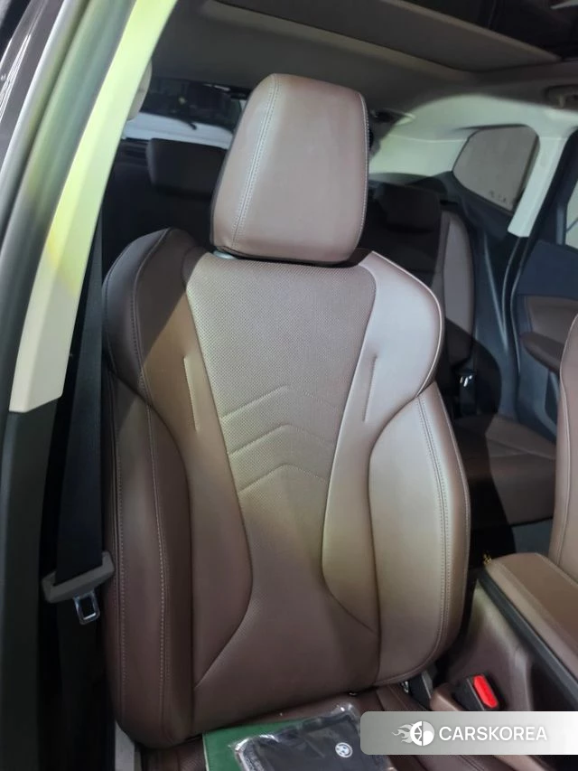 BMW iX1 (U11) id 4879931 из Кореи 7