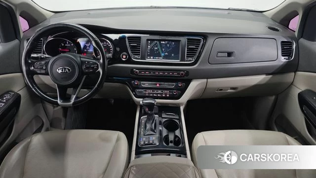 Kia All New Carnival id 4596463 из Кореи 17