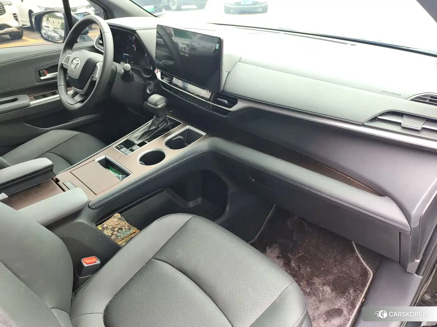 Toyota Sienna id 4600522 из Китая 14