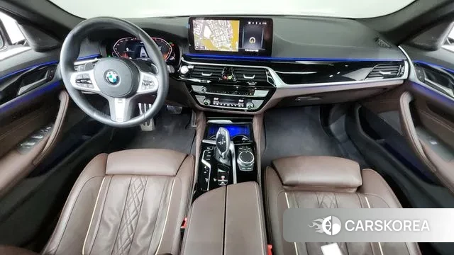 BMW 5 Series (G30) id 3701325 из Кореи 17