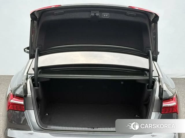 Audi A6L id 4299708 из Китая 22
