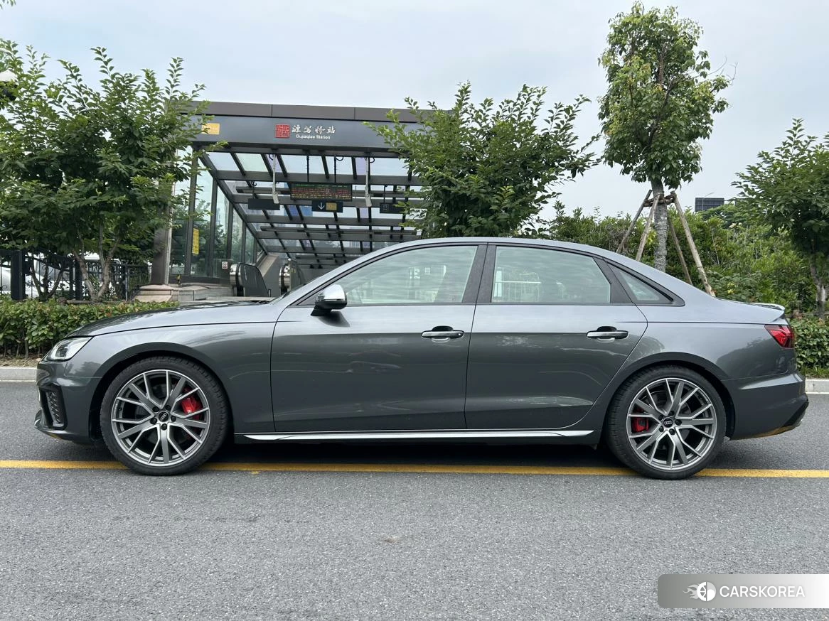 Audi S4 id 4514903 из Китая 13