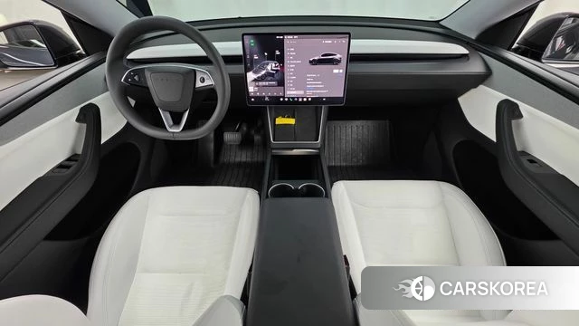 Tesla Model Y id 4584193 из Кореи 17