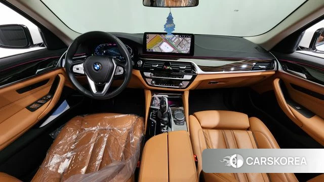 BMW 5 Series (G30) id 4178197 из Кореи 17