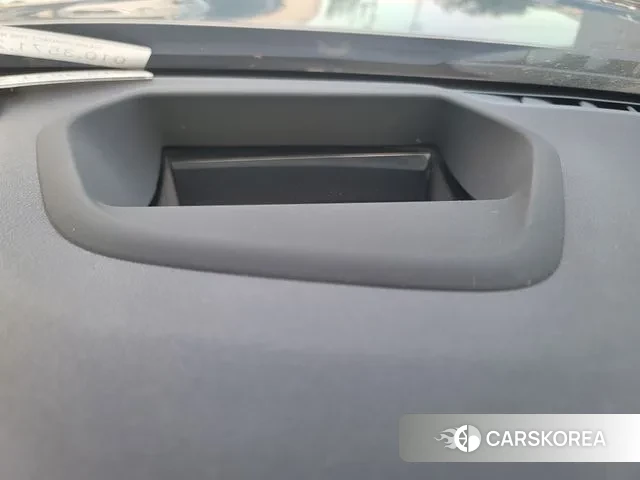 BMW 5 Series (G30) id 3039336 из Кореи 17