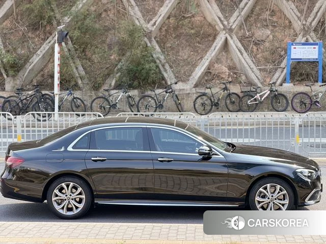 Mercedes-Benz E-class id 4278047 из Китая 12