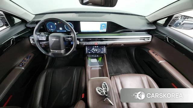 Hyundai Grandeur (GN7) id 3914981 из Кореи 17