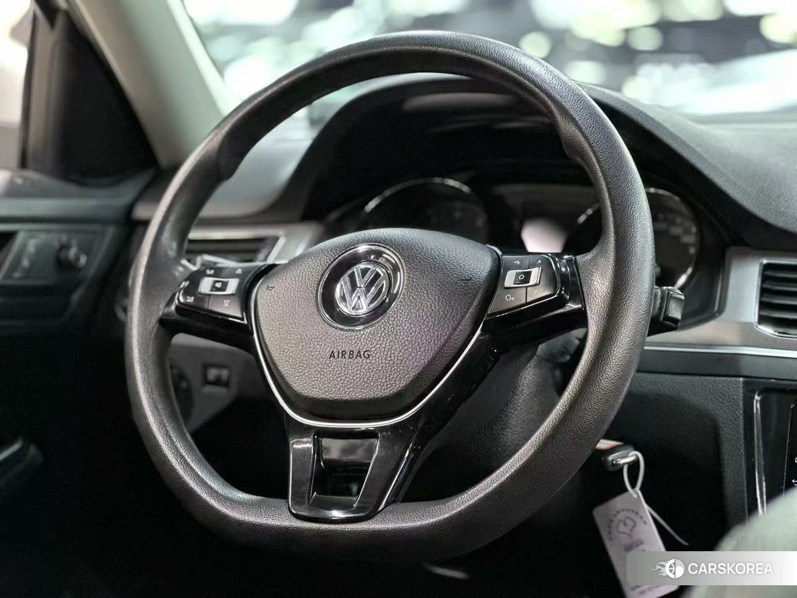 Volkswagen Bora id 4479497 из Китая 22