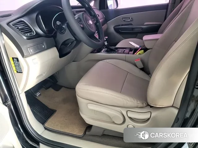 Kia All New Carnival id 3563373 из Кореи 14