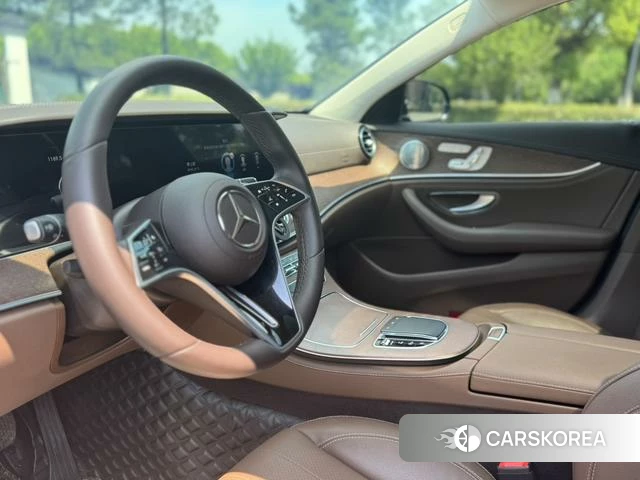 Mercedes-Benz E-class id 4277554 из Китая 8
