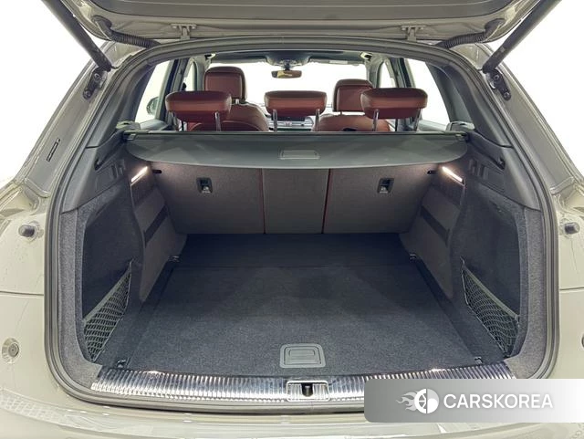 Audi Q5L id 4336192 из Китая 16